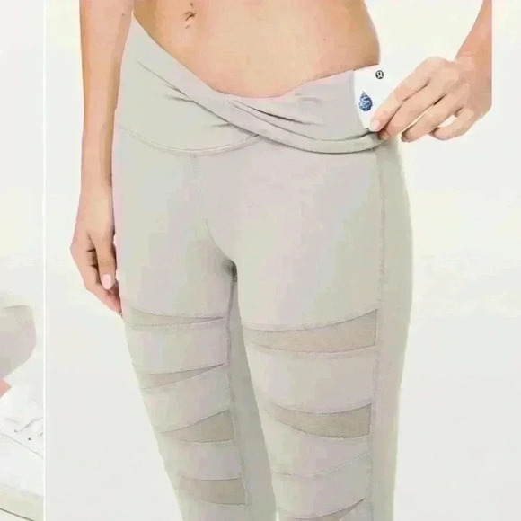 Lululemon Size 4 Wunder Under Pant High-Rise Tech Mesh 28 Dark Chrome Legging - Picture 6 of 12